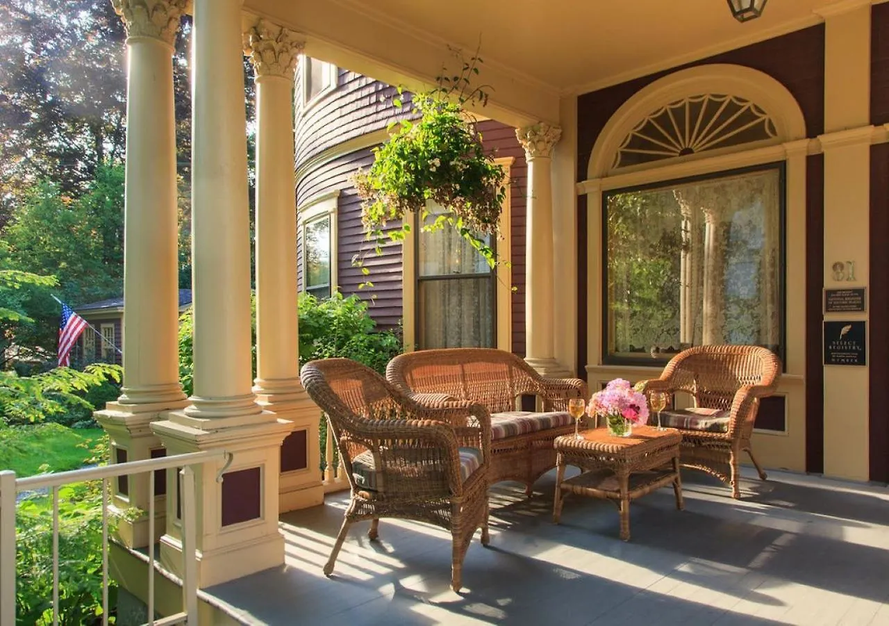 4 Smart Family-Friendly Hotels on the Maine Coast Worth Booking